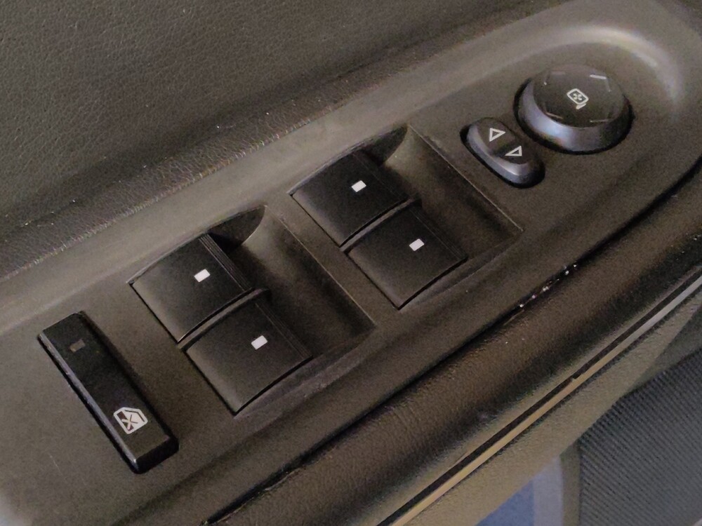 2017 Chevrolet Traverse in Mobile, AL 36606 - 18101385 27