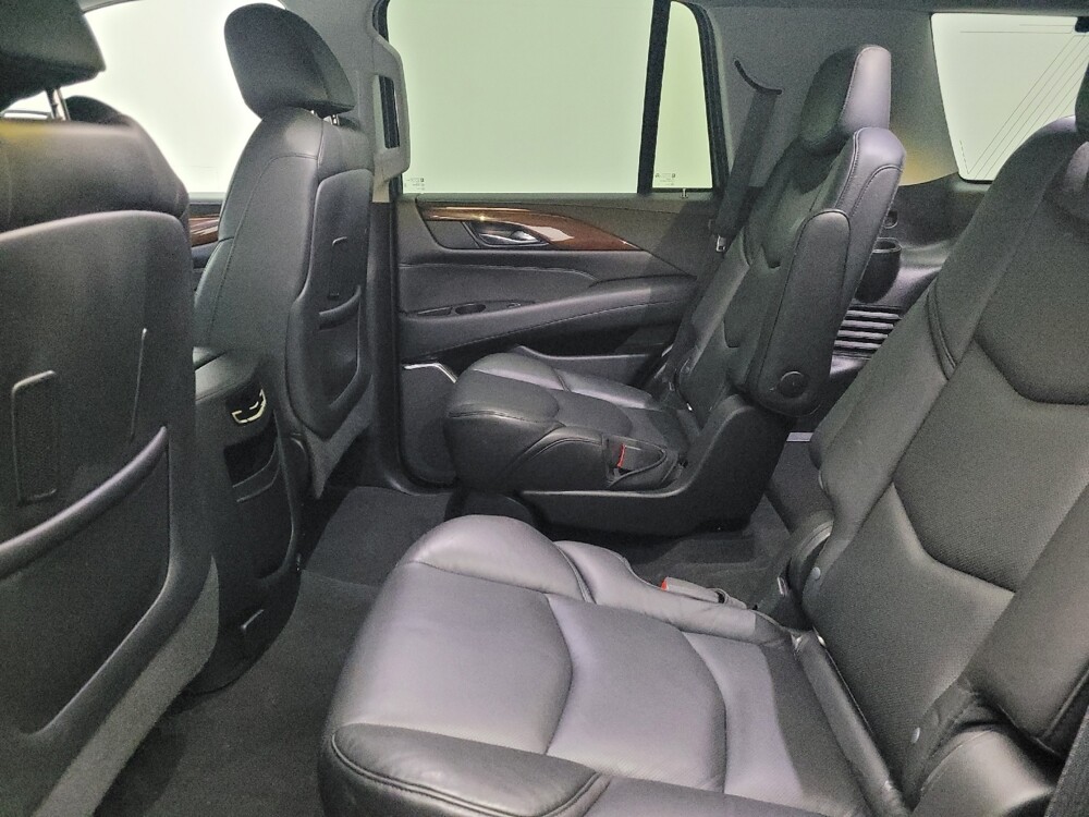 2019 Cadillac Escalade in Jacksonville, FL 32210 - 18101390 18