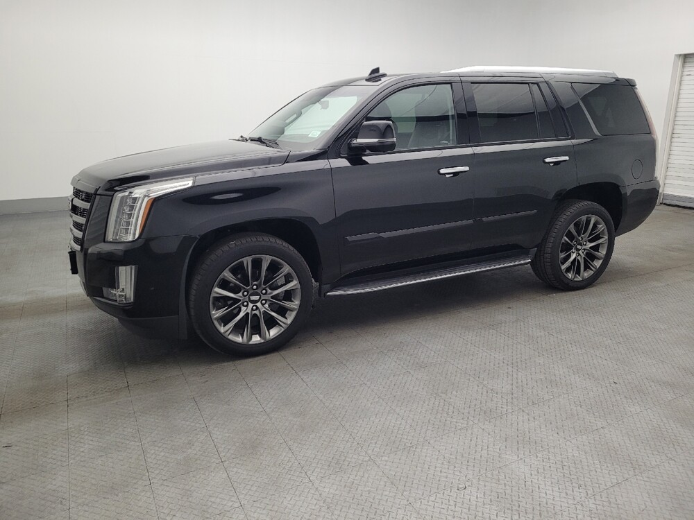 2019 Cadillac Escalade in Jacksonville, FL 32210 - 18101390 2