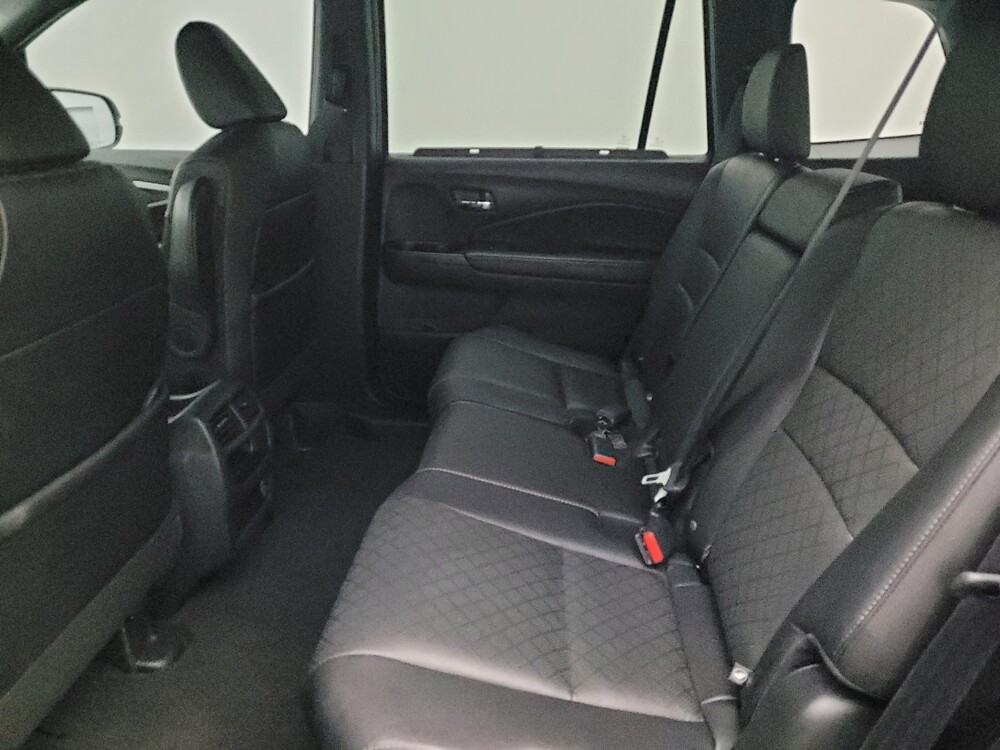 2019 Honda Passport in Jacksonville, FL 32210 - 18101391 18