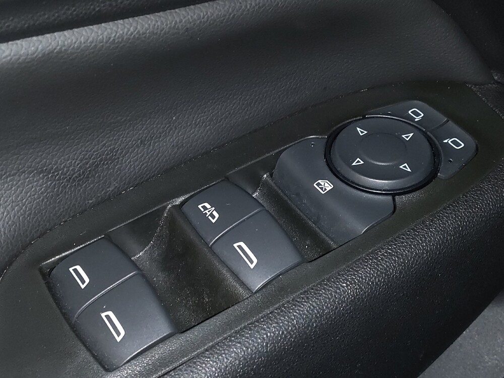 2022 Chevrolet Equinox in Orlando, FL 32808 - 18101392 27