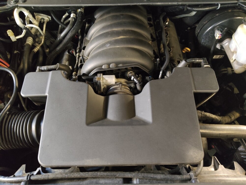 2018 GMC Yukon XL in Gastonia, NC 28056 - 18101397 30