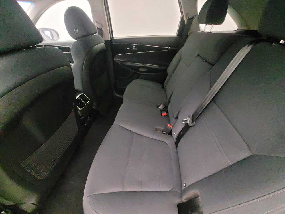 2019 Kia Sorento in Houston, TX 77034 - 18101405 18