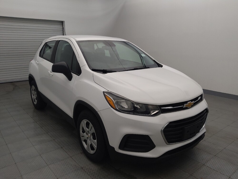 2017 Chevrolet Trax in Houston, TX 77034 - 18101409 13