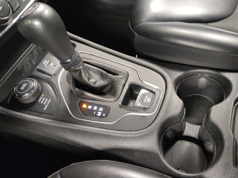 2019 Jeep Cherokee in San Antonio, TX 78238 - 18101413 26