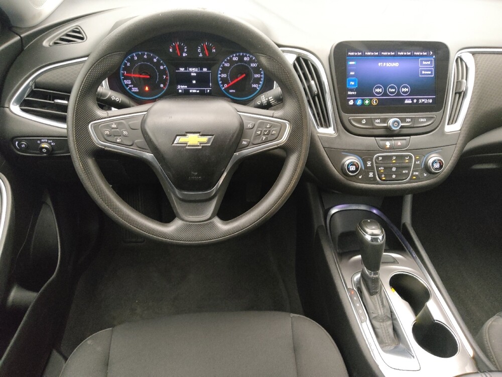 2020 Chevrolet Malibu in Houston, TX 77034 - 18101415 22