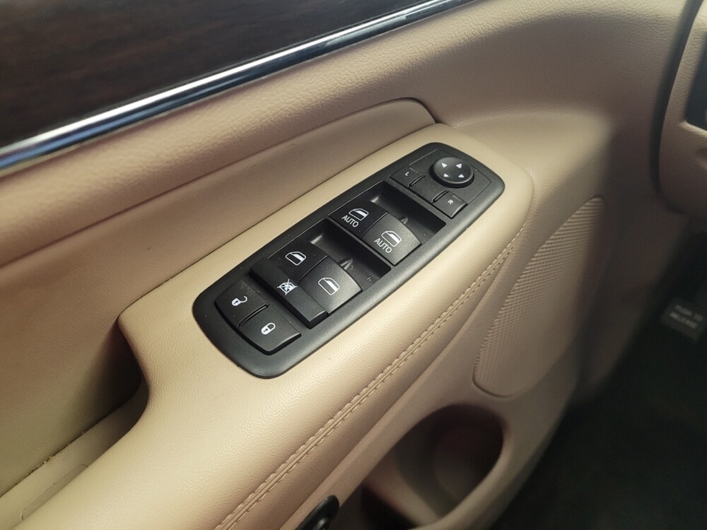 2018 Jeep Grand Cherokee in Cincinnati, OH 45255 - 18101422 27