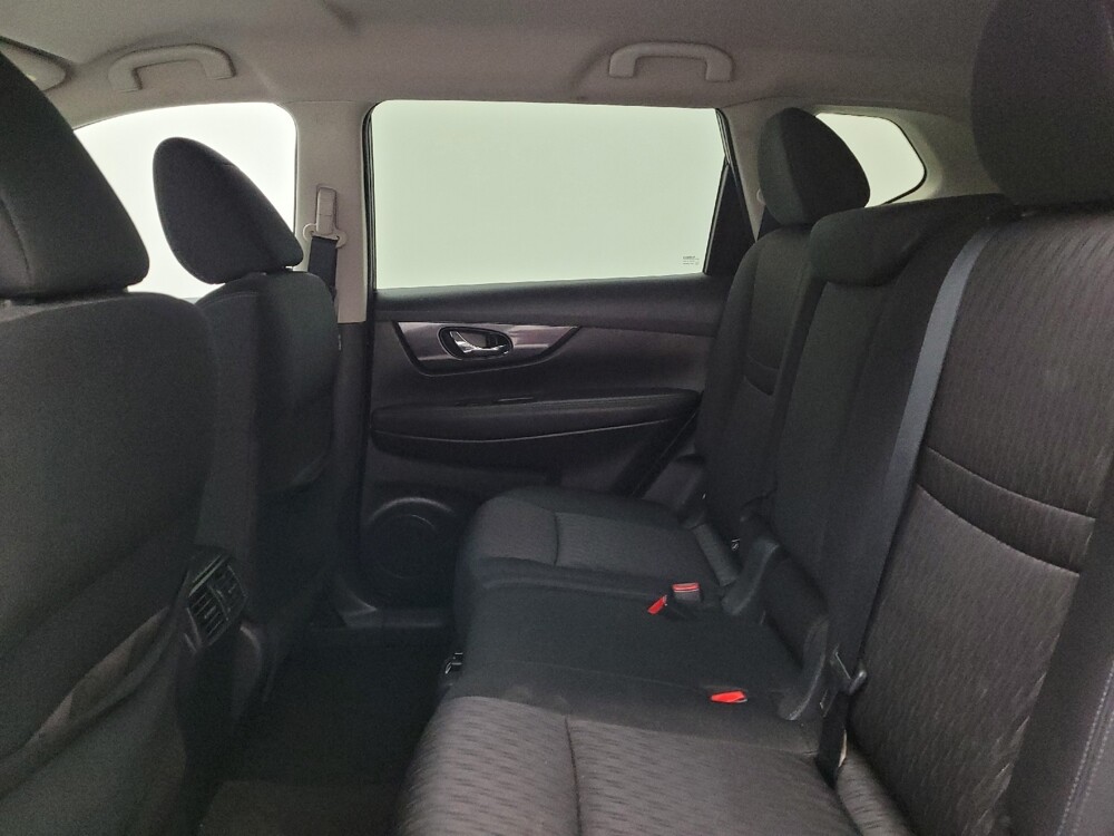 2018 Nissan Rogue in Fairfield, OH 45014 - 18101423 18