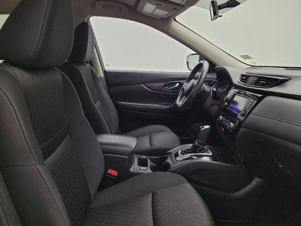 2018 Nissan Rogue in Fairfield, OH 45014 - 18101423 21