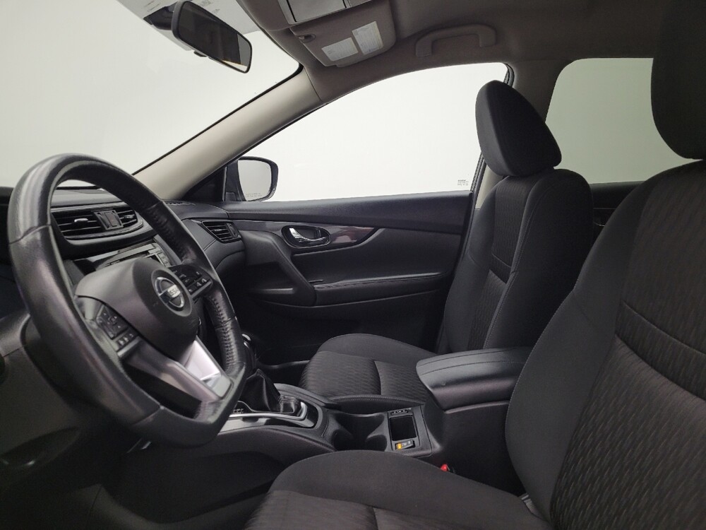 2018 Nissan Rogue in Fairfield, OH 45014 - 18101423 17