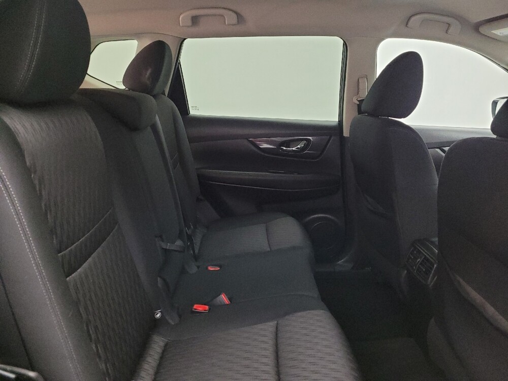 2018 Nissan Rogue in Fairfield, OH 45014 - 18101423 19