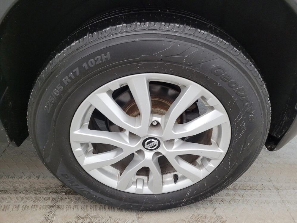 2018 Nissan Rogue in Fairfield, OH 45014 - 18101423 31