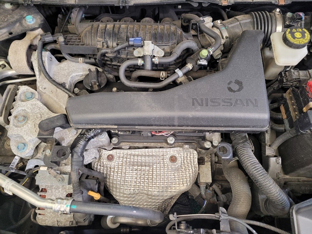 2018 Nissan Rogue in Fairfield, OH 45014 - 18101423 30