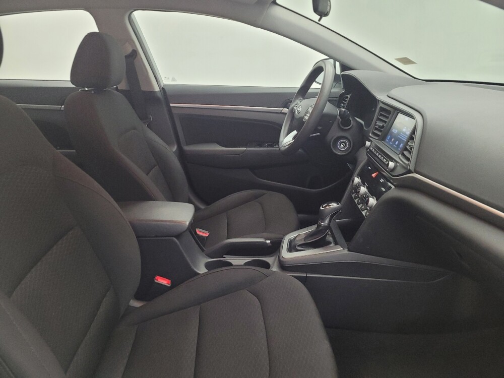 2020 Hyundai Elantra in Louisville, KY 40258 - 18101424 21
