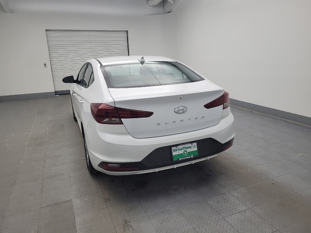 2020 Hyundai Elantra in Louisville, KY 40258 - 18101424 6