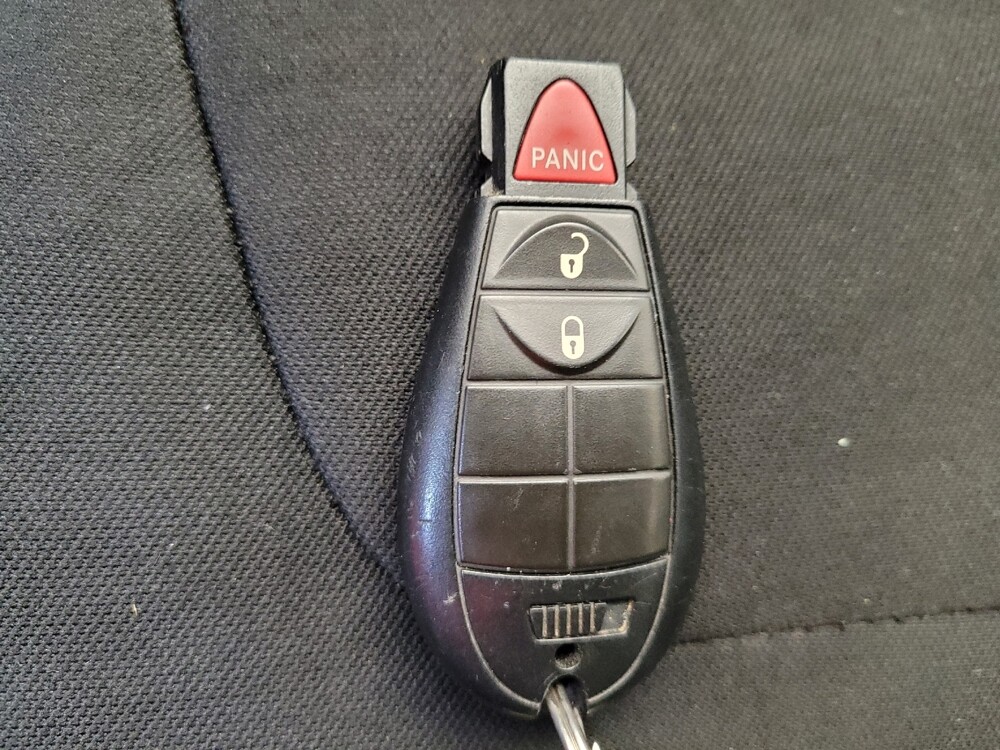 2021 Jeep Cherokee in Columbus, OH 43228 - 18101426 32