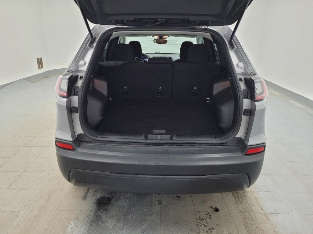 2021 Jeep Cherokee in Columbus, OH 43228 - 18101426 29