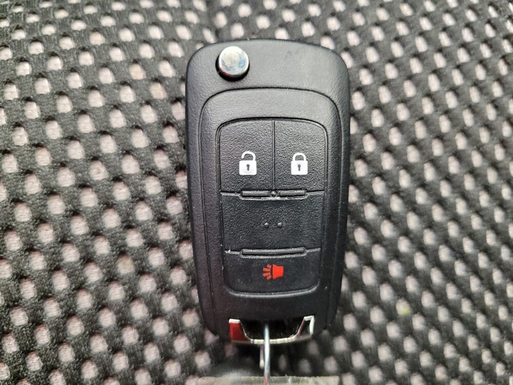 2016 Chevrolet Equinox in Fairfield, OH 45014 - 18101428 32