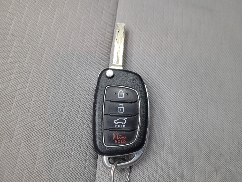 2020 Hyundai Tucson in Louisville, KY 40258 - 18101429 32