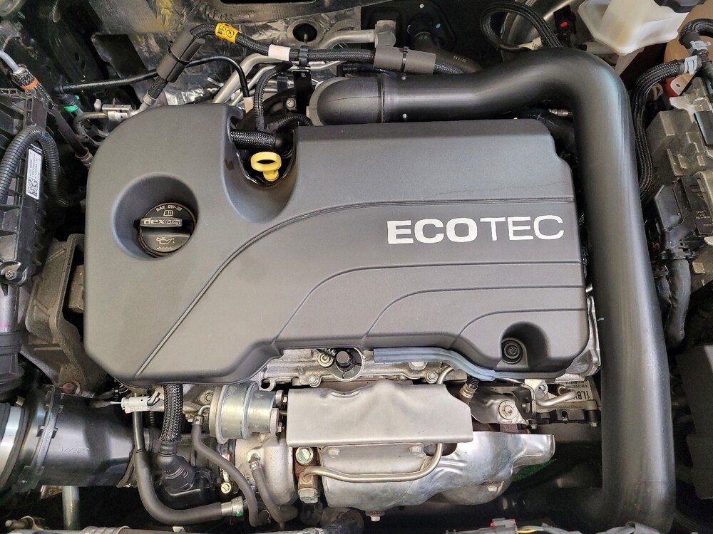 2022 Chevrolet Equinox in Louisville, KY 40258 - 18101431 30