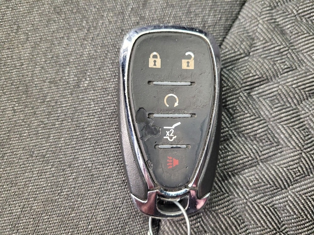 2022 Chevrolet Equinox in Louisville, KY 40258 - 18101431 32