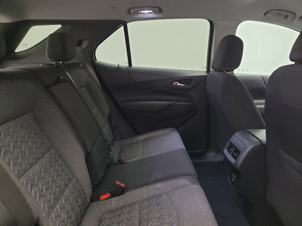 2022 Chevrolet Equinox in Louisville, KY 40258 - 18101431 19