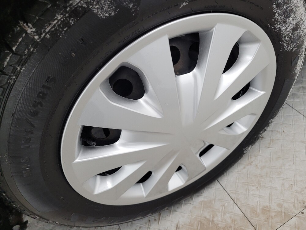 2019 Nissan Versa in Columbus, OH 43228 - 18101433 31