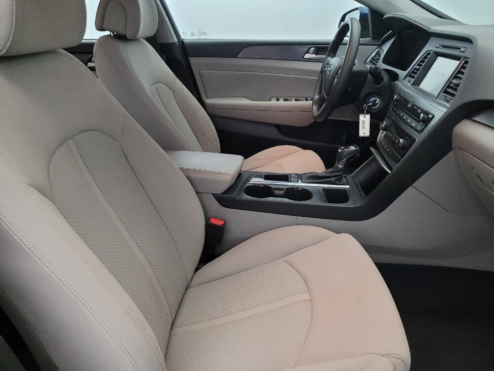 2017 Hyundai Sonata in Pittsburgh, PA 15236 - 18101436 21