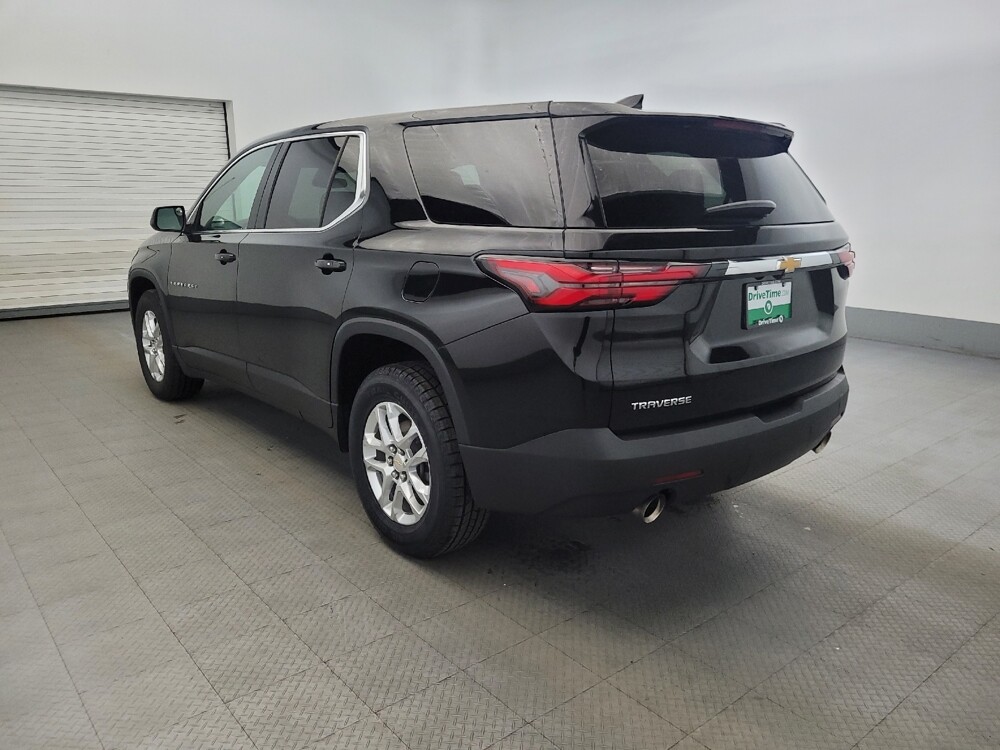 2022 Chevrolet Traverse in Williamstown, NJ 8094 - 18101439 5