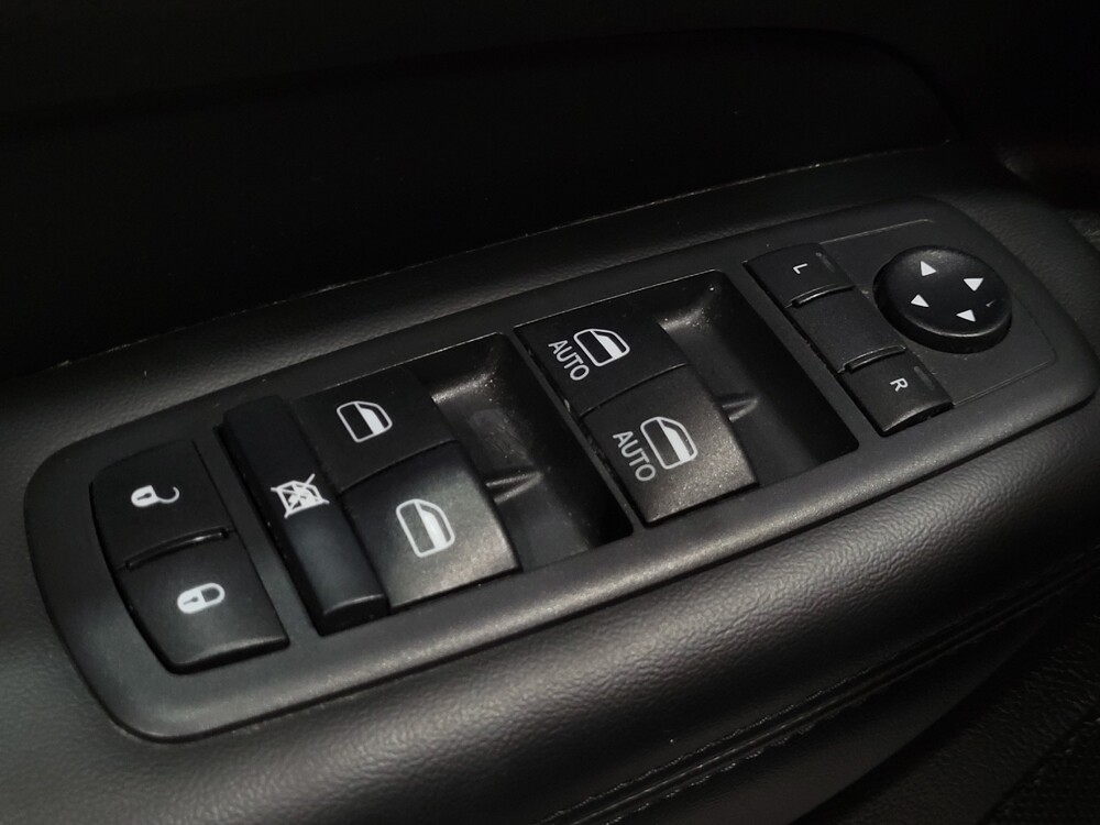 2021 Jeep Grand Cherokee in Richmond, VA 23235 - 18101445 27