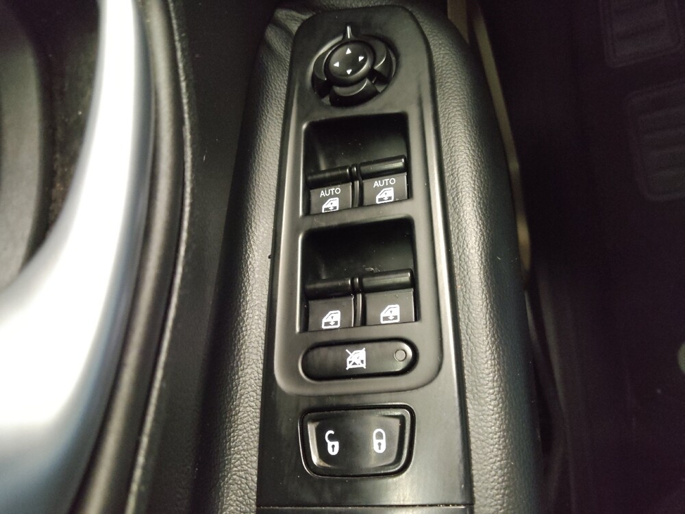 2015 Jeep Renegade in Mishawaka, IN 46545 - 18101449 27