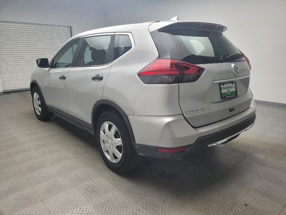 2017 Nissan Rogue in Eastpointe, MI 48021 - 18101452 5