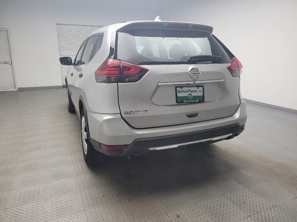 2017 Nissan Rogue in Eastpointe, MI 48021 - 18101452 6