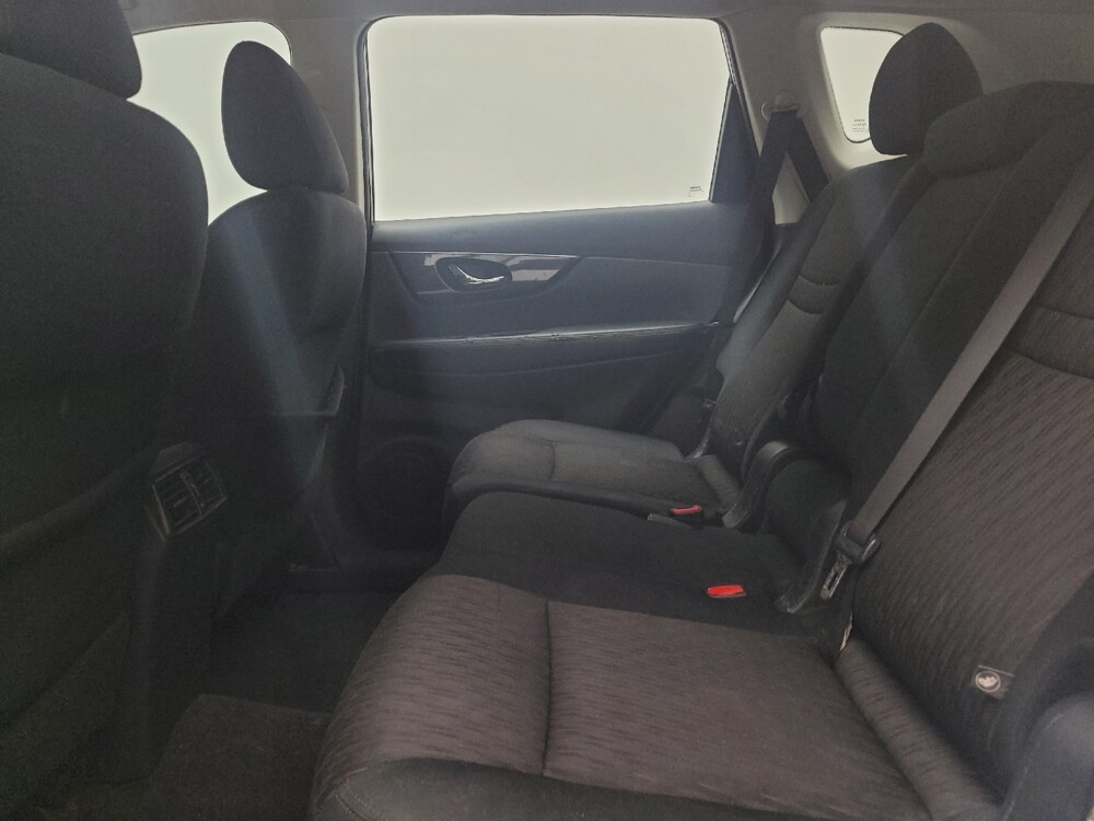 2017 Nissan Rogue in Eastpointe, MI 48021 - 18101452 18