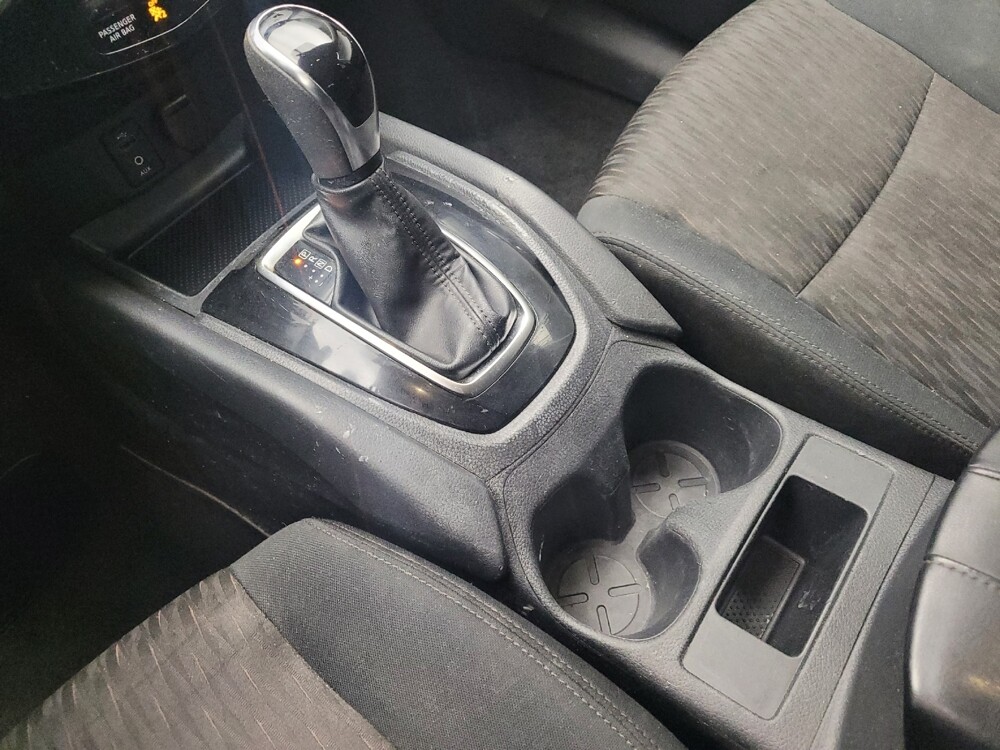 2017 Nissan Rogue in Eastpointe, MI 48021 - 18101452 22