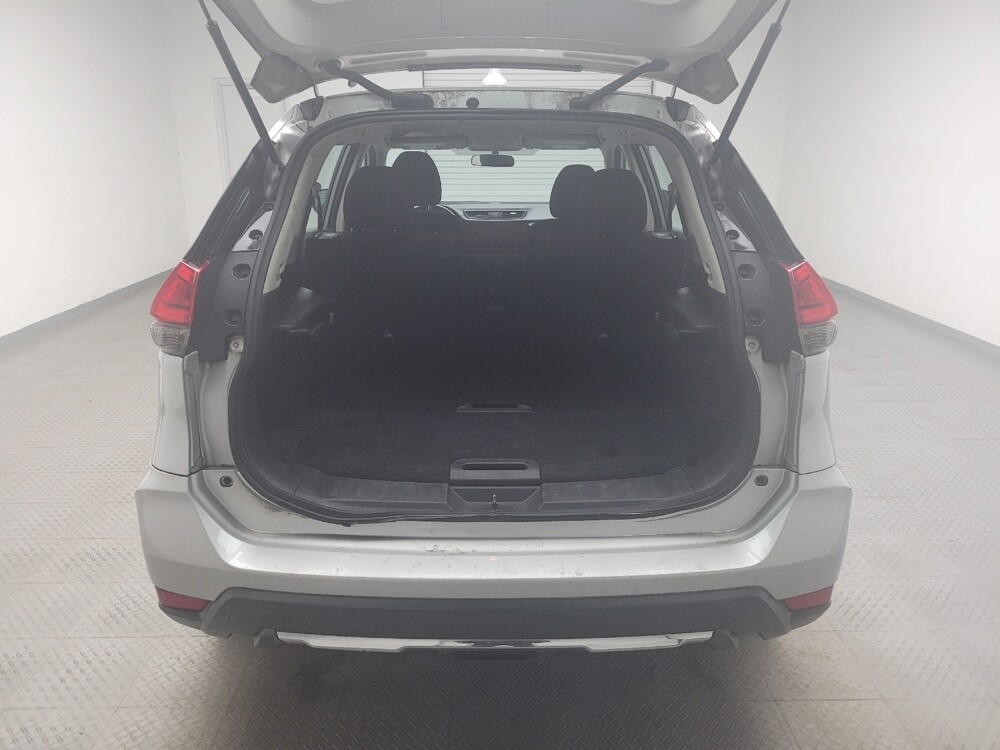 2017 Nissan Rogue in Eastpointe, MI 48021 - 18101452 29