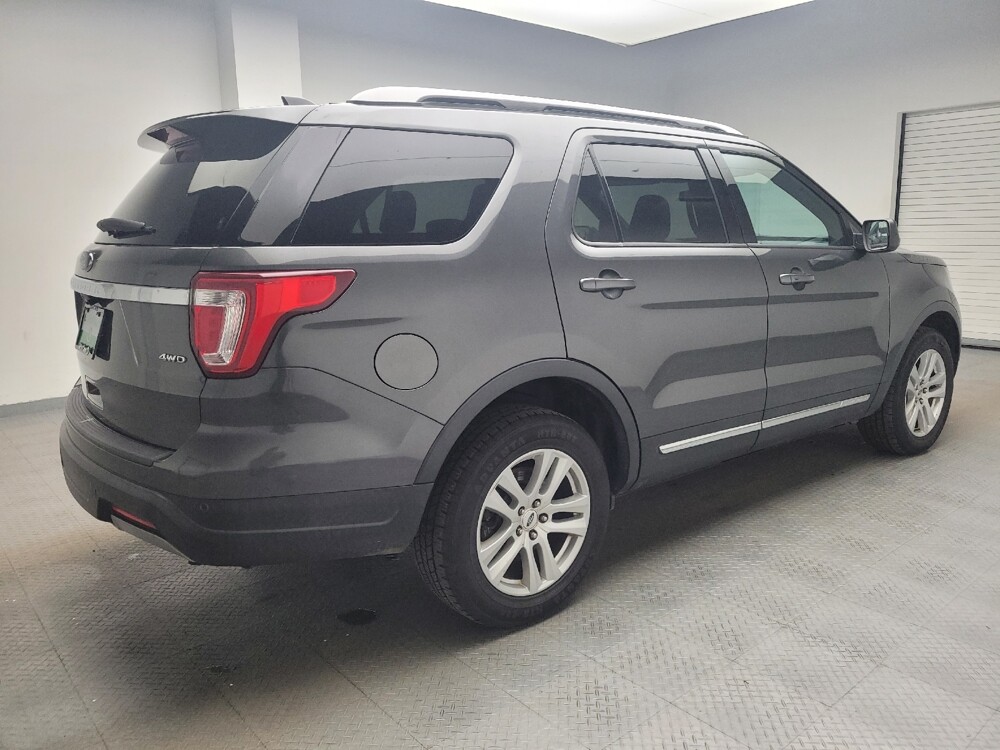 2019 Ford Explorer in Taylor, MI 48180 - 18101453 10
