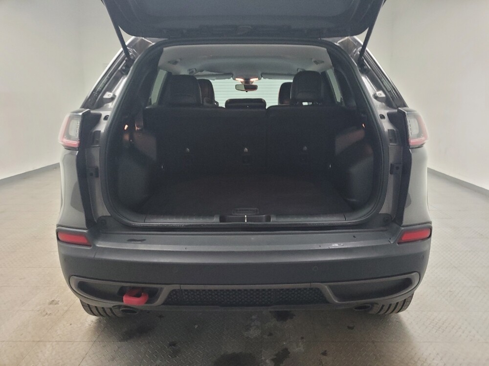 2019 Jeep Cherokee in St. Louis, MO 63125 - 18101454 29