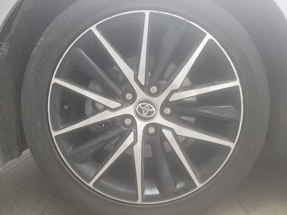 2021 Toyota Camry in St. Louis, MO 63125 - 18101455 31