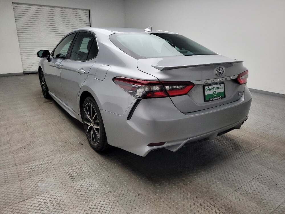 2021 Toyota Camry in St. Louis, MO 63125 - 18101455 5