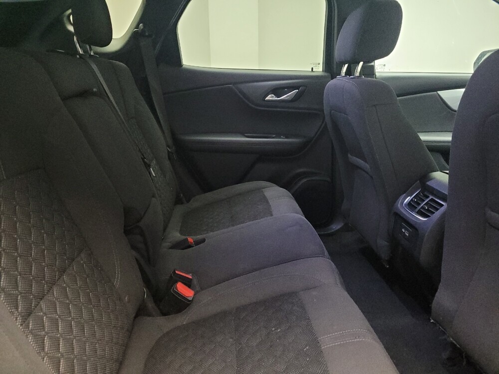 2020 Chevrolet Blazer in St. Louis, MO 63125 - 18101456 19