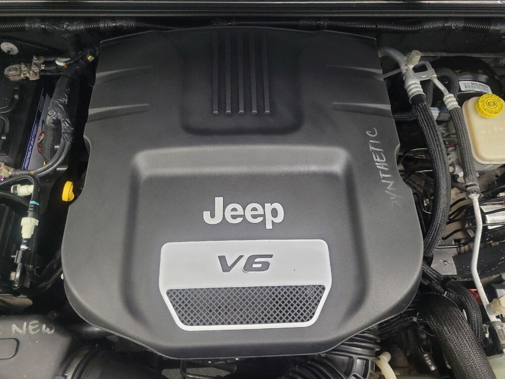 2017 Jeep Wrangler in Highland, IN 46322 - 18101459 30