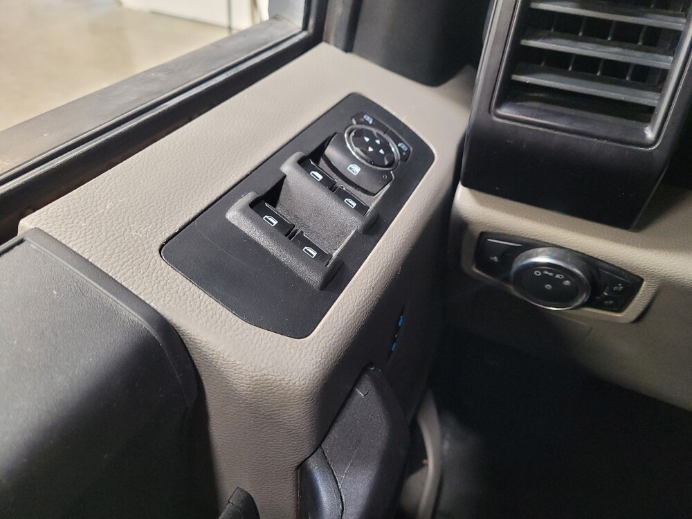 2017 Ford F150 in Torrance, CA 90504 - 18101465 27