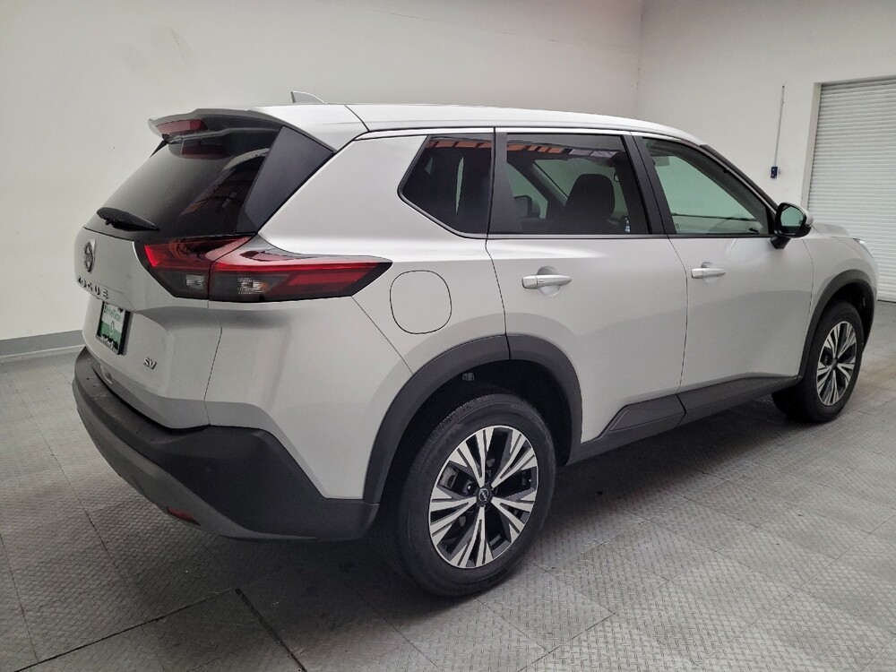 2022 Nissan Rogue in Downey, CA 90241 - 18101469 9