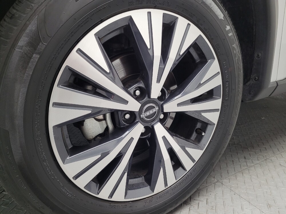 2022 Nissan Rogue in Downey, CA 90241 - 18101469 31