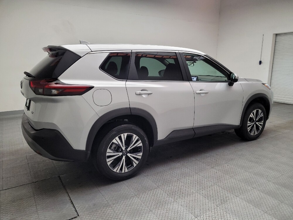 2022 Nissan Rogue in Downey, CA 90241 - 18101469 10