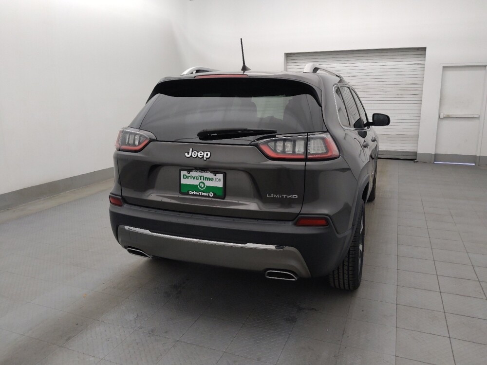 2019 Jeep Cherokee in Tampa, FL 33612 - 18101470 7