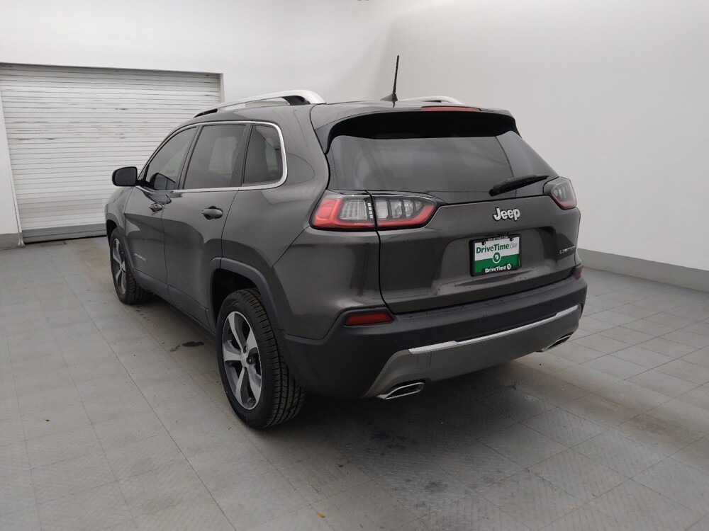 2019 Jeep Cherokee in Tampa, FL 33612 - 18101470 5