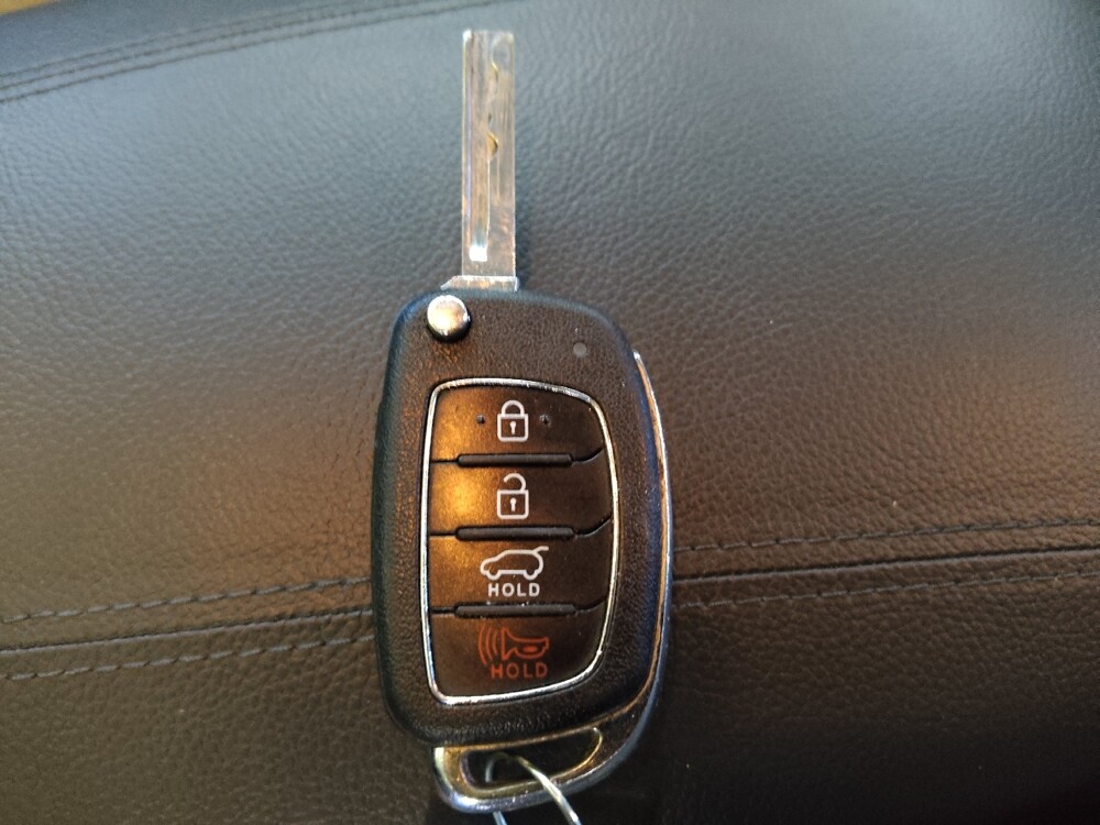 2018 Hyundai Santa Fe in Macon, GA 31210 - 18101476 32