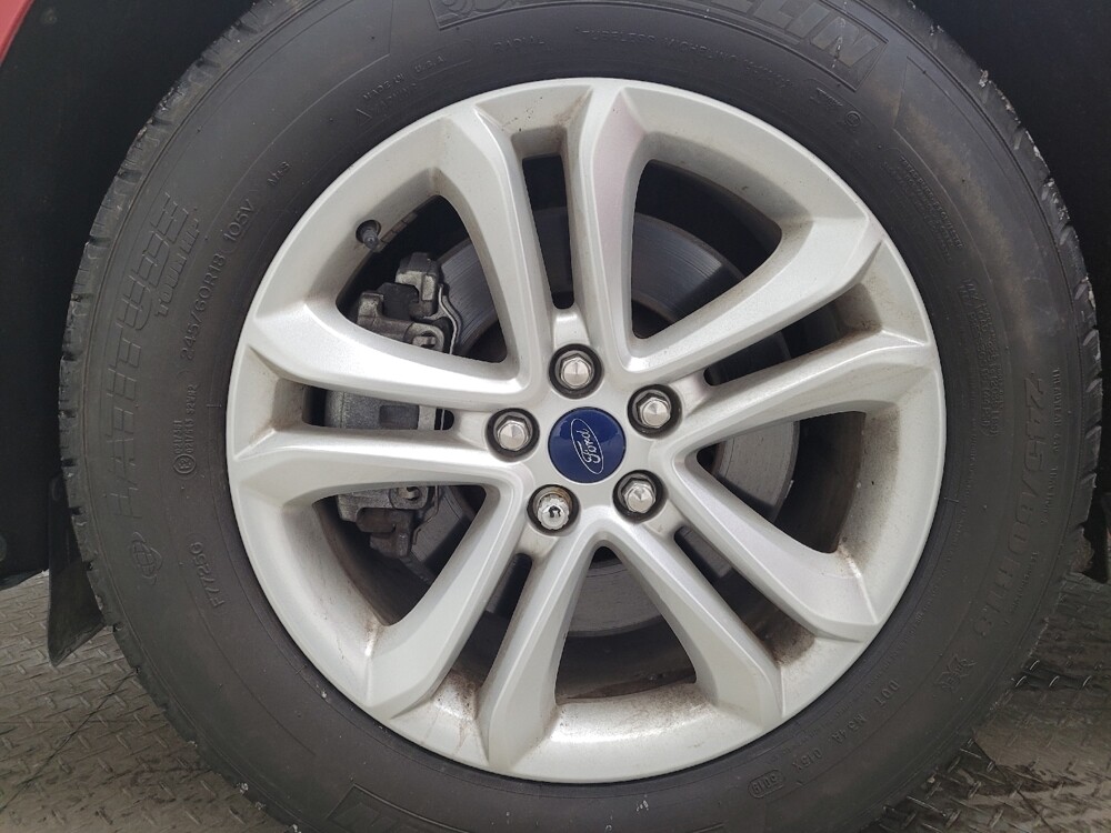 2020 Ford Edge in St. Louis, MO 63125 - 18101477 31